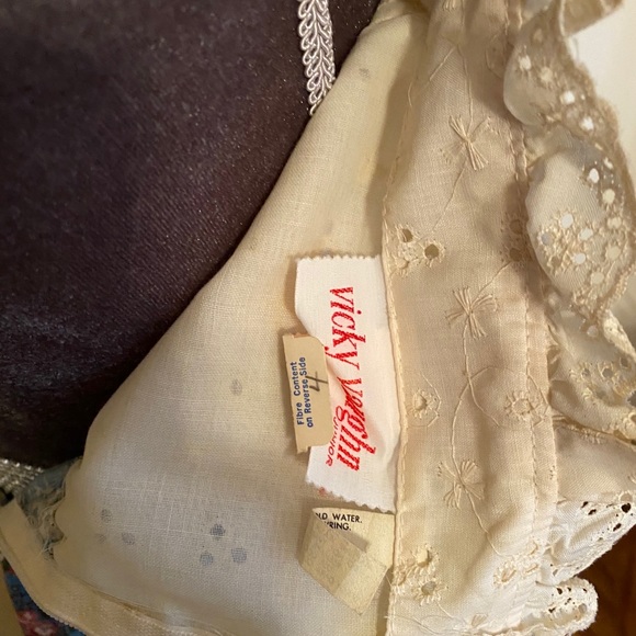 Vicky Vaughn junior vintage dress eyelet shawl - Picture 2 of 6